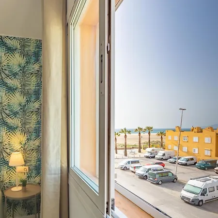 Beachfront, Pool, Terrace & Wifi - *simplytarifa* Apartment *