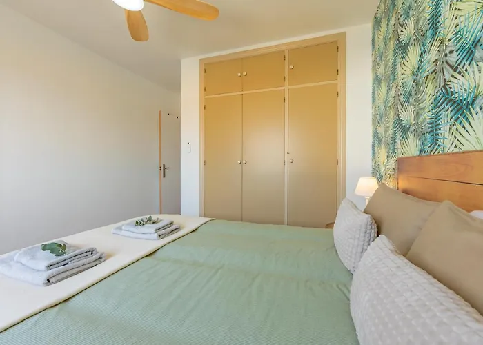 Beachfront, Pool, Terrace & Wifi - *simplytarifa*